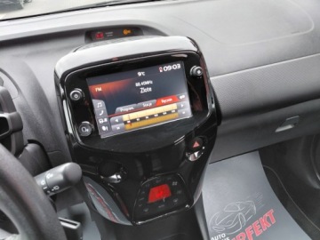 Citroen C1 II Hatchback 5d 1.0 VTi 72KM 2021 Citroen C1 Kamera Klimatronik Komputer Tempomat Benzyna 72KM, zdjęcie 18