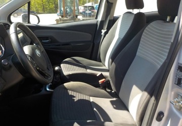 Toyota Yaris III Hatchback 5d Facelifting 2017 1.0 VVT-i 72KM 2020 Toyota Yaris Okazja Benzyna 73KM, zdjęcie 18
