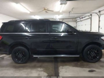 Ford Expedition III 2022 Ford Expedition XLT 2022 3.5 Benzyna 380KM, zdjęcie 6