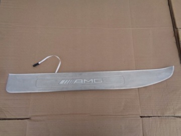 MERCEDES W190 GT GTS AMG LISTWA PROGOWA PRAWA LED