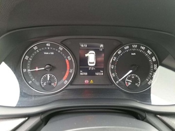 Skoda Octavia IV Scout 1.5 TSI ACT 150KM 2022 Skoda Octavia 1.5 Benzyna 150KM, zdjęcie 18