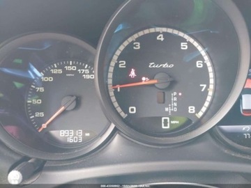 Porsche Macan SUV 3.6 V6 440KM 2018 Porsche Macan PORSCHE MACAN TURBO WPERFORMANCE PACKAGE 3.6 Benzyna 440KM, zdjęcie 10