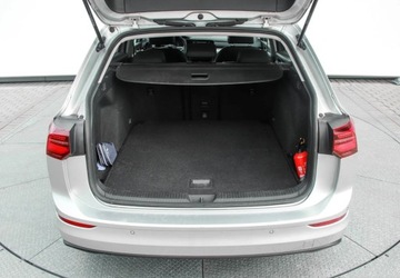 Volkswagen Golf VIII Variant 2.0 TDI 115KM 2021 Volkswagen Golf 2.0 TDI 85KW, kamera cofania, podgrzewane fotele przednie, zdjęcie 7