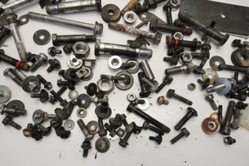 YAMAHA XT 660 X 04-14 БОЛТЫ ВИНТЫ