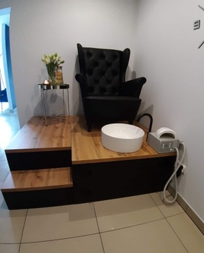 Новое педикюрное кресло, доставка в течение 24 часов.