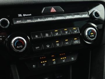 Kia Sportage IV SUV Facelifting 1.6 T-GDI 177KM 2021 Kia Sportage 1.6 T-GDI, Salon Polska, zdjęcie 17