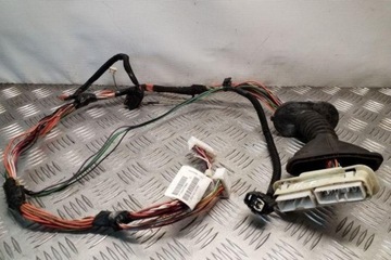 SVAZEK PŘEDNÍCH PRAVÝCH DVEŘE JEEP COMMANDER (XK XH) 56047598AA 5.7L