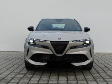 Alfa Romeo Junior SUV 1.2 Hybrid 145KM 2026 ALFA ROMEO Junior Ibrida Suv 1.2 (145KM) 2026, zdjęcie 2