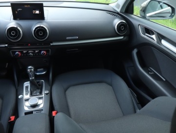 Audi A3 8V Limousine 1.4 TFSI CoD ultra 150KM 2016 Audi A3 1.4 TFSI, Salon Polska, Serwis ASO, zdjęcie 7