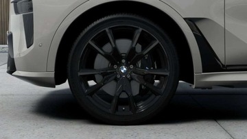 BMW X7 SUV Facelifting 3.0 40d 352KM 2025 BMW X7 xDrive40d 352 KM mHEV - Lakierowanie BMW Individual Nardo Grey - Hak, zdjęcie 3