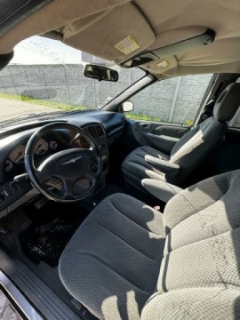 Chrysler Voyager V Grand Voyager 2.8 CRD 150KM 2007 CHRYSLER VOYAGER 2.8 Crdi Diesel 150KM 2007r 7 osobowy, zdjęcie 7