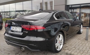 Jaguar XE Sedan Facelifting 2.0 i4P 300KM 2021 Jaguar XE XE MY22 2.0 I4 300 PS AWD Auto S 2.0 Benzyna 300KM, zdjęcie 14
