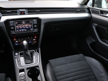 Volkswagen Passat B8 Limousine Facelifting 2.0 TSI 190KM 2021 VW Passat 2.0 TSI, Salon Polska, 1. Właściciel, zdjęcie 7