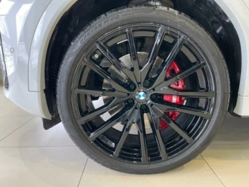 BMW X6 G06 SUV Facelifting 3.0 30d 298KM 2026 xDrive30d M Sport 3.0 (298 KM)| Hak holowniczy, elektryczny, zdjęcie 17