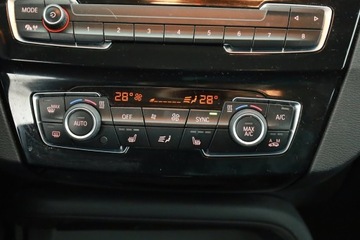 BMW X1 F48 Crossover sDrive20i 192KM 2018 BMW X1 sDrive20i, Serwis ASO, Automat, Navi, zdjęcie 9