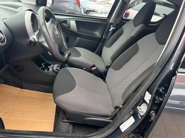 Toyota Aygo I Hatchback 5d Facelifting 1.0 VVT-i 68KM 2013 Toyota Aygo 2013-1.0 Benzyna Klima Alu, zdjęcie 9