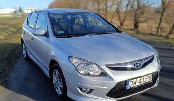 Hyundai i30 I CW Facelifting 1.6 CRDi 90KM 2012 Hyundai i30 Hyundai i30 1.6 CRDi Comfort 1.6 Diesel 90KM, zdjęcie 2