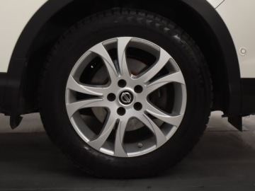 Nissan Qashqai II Crossover 1.2 DIG-T 115KM 2015 Nissan Qashqai 1.2 DIG-T, Automat, Skóra, Navi, zdjęcie 14