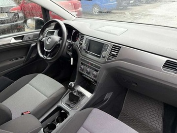 Volkswagen Golf Sportsvan Sportsvan 1.2 TSI BlueMotion Technology 110KM 2015 Volkswagen Golf Sportsvan 1.2 TSI 110KM Trendline Czujniki Klimatyzacja, zdjęcie 24