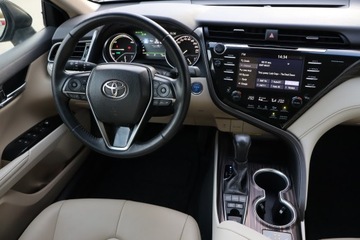 Toyota Camry IX Sedan 2.5 Hybrid Dynamic Force 218KM 2020 Toyota Camry 2.5 Hybrid, Salon Polska, zdjęcie 6