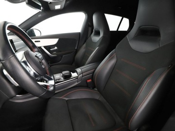 Mercedes CLA C118/X118 Shooting Brake Plug-In 1.3 250e 218KM 2023 Mercedes CLA 250 PHEV full LED skóra/alcantara, zdjęcie 12