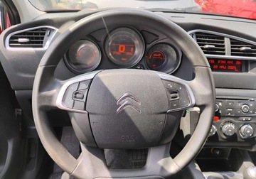 Citroen C4 II Hatchback 5d 1.4 16v VTi 95KM 2011 Citroen C4 112011r. 1.4 Benzyna. Lekko uszkodzony tyl. Jezdzi. 1.4 95KM, zdjęcie 12