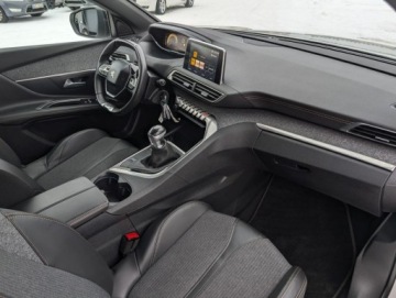 Peugeot 3008 II Crossover 1.2 PureTech 130KM 2017 Peugeot 3008 Rezerwacja 1.2 Benzyna 130KM, zdjęcie 25