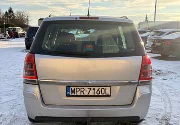 Opel Zafira B 1.7 CDTI ecoFLEX 110KM 2013 Opel Zafira 7 osobowy 1.7 Diesel 110KM, zdjęcie 4