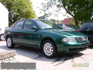 Audi A4 B5 Sedan 1.6 i 101KM 1999 Audi A4 BEZWYPADKOWY 85tys.km. krajowy SERWISOWANY