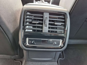 Volkswagen Arteon Fastback Facelifting 2.0 TSI 190KM 2023 Volkswagen Arteon R-line FULL LED Zadbany Fv23 podgrzewane tylne fotele, zdjęcie 25