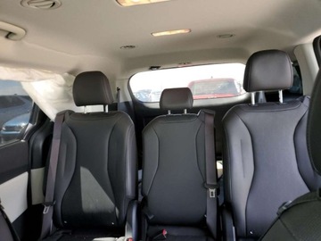 Kia Carnival II 2023 Kia Carnival EX 2023 3.5l 3.5 Benzyna 290KM, zdjęcie 10