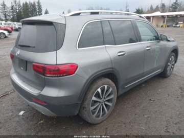 Mercedes GLB 2023 Mercedes-Benz GLB 250 2023 2.0 Benzyna 221KM, zdjęcie 5