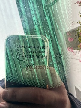 БОКОВОЕ СТЕКЛО ХРОМИРОВАННОЕ ЗАДНЕЕ ПРАВОЕ PEUGEOT 3008 15 лет