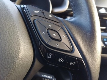 Toyota C-HR I Crossover Facelifting 1.8 Hybrid 122KM 2023 Toyota C-HR 1.8 Hybrid GPF Comfort 1.8 Hybrid GPF, zdjęcie 16