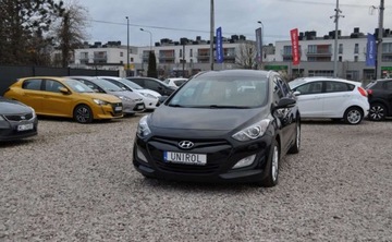 Hyundai i30 2014 Hyundai i30 1.4 Benzyna Nawigacja Klimatyzacja Cz.parkowania 1.4 Benzyna, zdjęcie 1