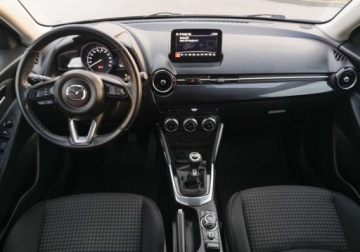 Mazda 2 III Hatchback 5d 1.5 SKY-G 90KM 2017 Mazda 2 Zarejestrowany - bezwypadkowy - 1,5 - 90 KM 1.5 Benzyna 90KM, zdjęcie 21