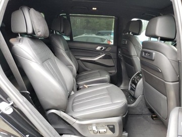 BMW X7 2022 BMW X7 M50I 2022 4.4l 4.4 Benzyna 523KM, zdjęcie 11