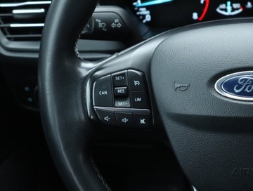 Ford Focus III Hatchback 5d facelifting 1.0 EcoBoost 125KM 2018 Ford Focus 1.0 EcoBoost, Salon Polska, Serwis ASO, zdjęcie 21