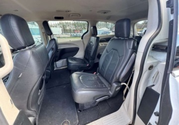 Chrysler Pacifica II 3.6 V6 291KM 2017 Chrysler Pacifica 2017 Chrysler Pacifica Touring L - w POLSCE po oplatach, zdjęcie 13