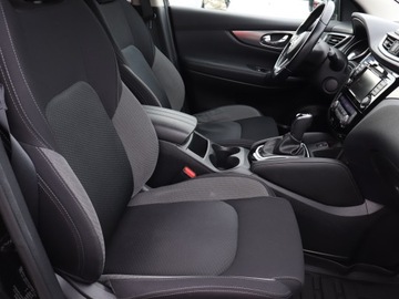 Nissan Qashqai II Crossover Facelifting 1.3 DIG-T  160KM 2018 Nissan Qashqai 1.3 DIG-T, Salon Polska, zdjęcie 8