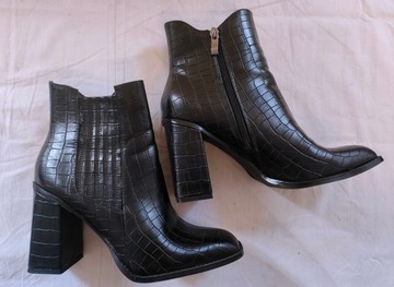 Buty damskie kozaki 39 botki