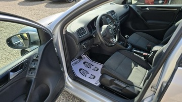 Volkswagen Golf VI Hatchback 5d 1.6 TDI-CR DPF 105KM 2009 Volkswagen Golf 2xPDC, AC auto, zdjęcie 8