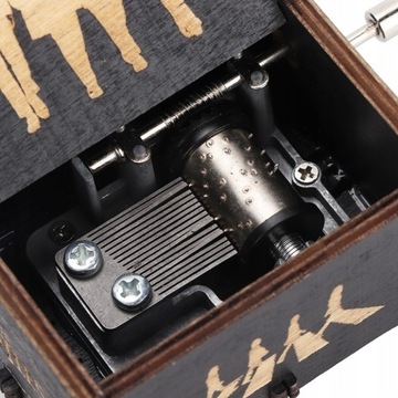 Деревянная музыкальная шкатулка «Битлз» с рукояткой в ​​подарок.