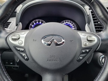 Infiniti QX70 3.7 V6 320KM 2017 INFINITI QX70 3.7 AWD 320 KM, zdjęcie 19