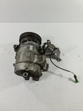 PASSAT B5 POMPA SPRĘŻARKA KLIMATYZACJI 8D0260808