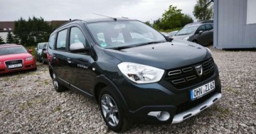 Dacia Lodgy Minivan Facelifting 1.6 SCe 102KM 2019 Dacia Lodgy Dacia Lodgy SCe 100 Stepway 1.6 Benzyna 102KM, zdjęcie 4