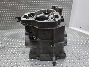 Картер 5-ступенчатой ​​коробки передач START STOP 02Z301103 Volkswagen VW T5 2.0 TDI