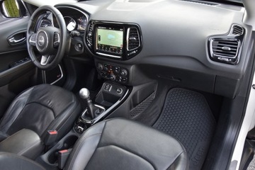 Jeep Compass II SUV 1.4 MultiAir 140KM 2017 Panorama, ACC, Kamera Cofania, Navi,El Klapa, Fotele Wentylowane, GWARANCJA, zdjęcie 19
