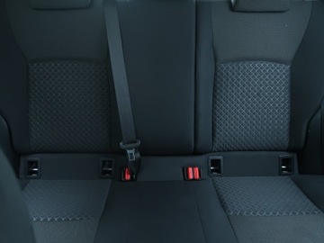 Toyota C-HR I Crossover Facelifting 1.8 Hybrid 122KM 2022 Toyota C-HR 1.8 Hybrid, Serwis ASO, Automat, zdjęcie 9