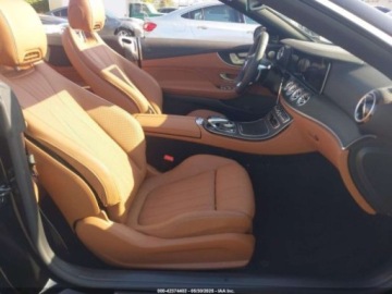 Mercedes Klasa E W214 2023 Mercedes-Benz Klasa E 450 2023 3.0l 3.0 Benzyna 362KM, zdjęcie 9